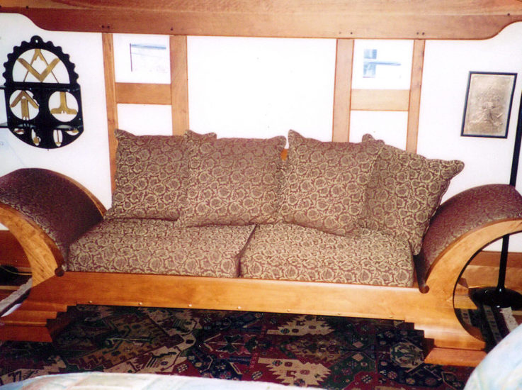 Pitcher Inn upholstered sofa